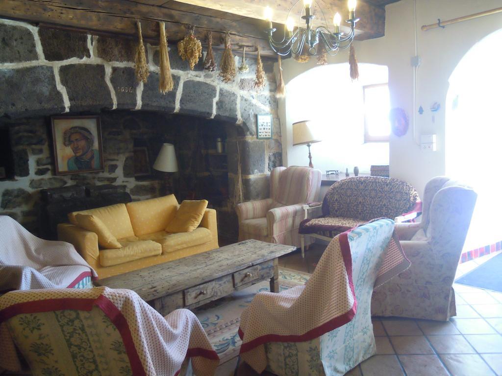 Gite Le Francillon Villa Лес Естабл Екстериор снимка